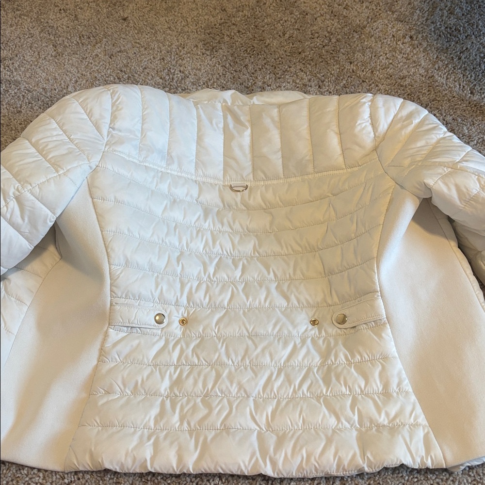 White Puffer Jacket with Gold Hardware Size Medium - Picture 4 of 5
